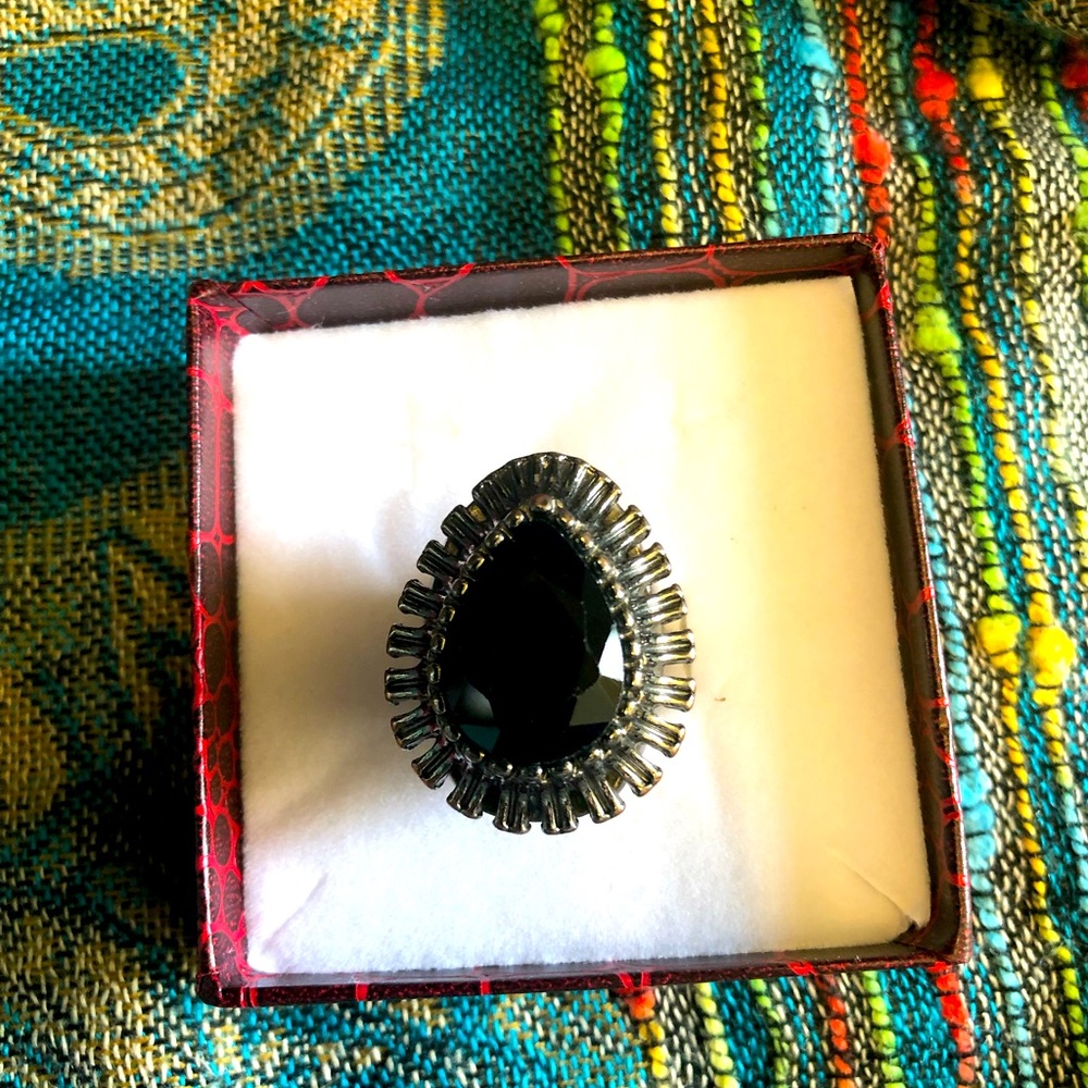 Black and silver teardrop statement ring
